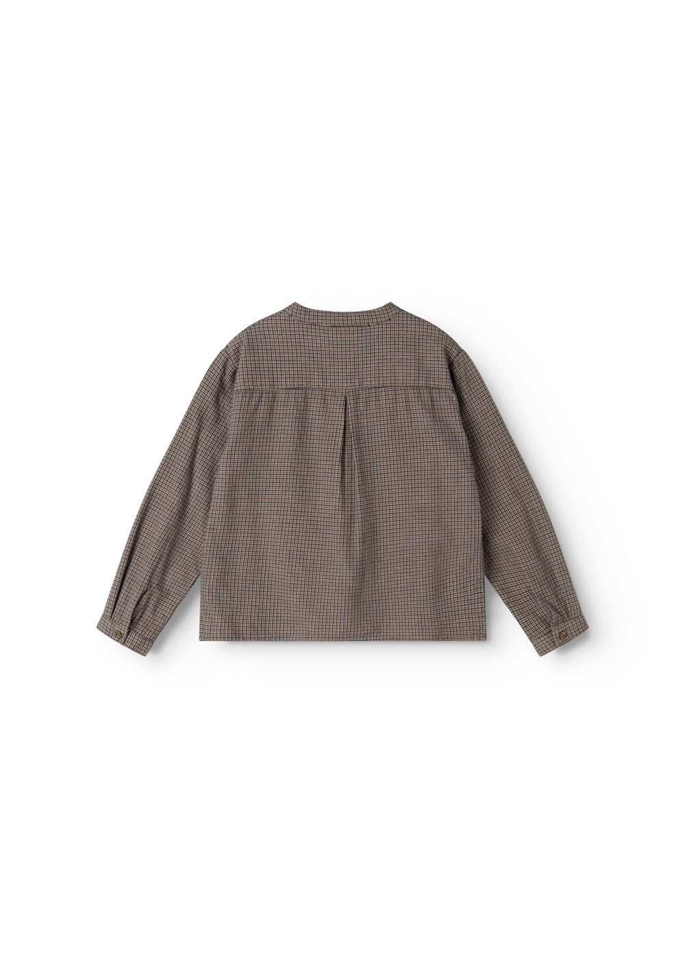 Close-up of long-sleeve shirt back panel in houndstooth pattern