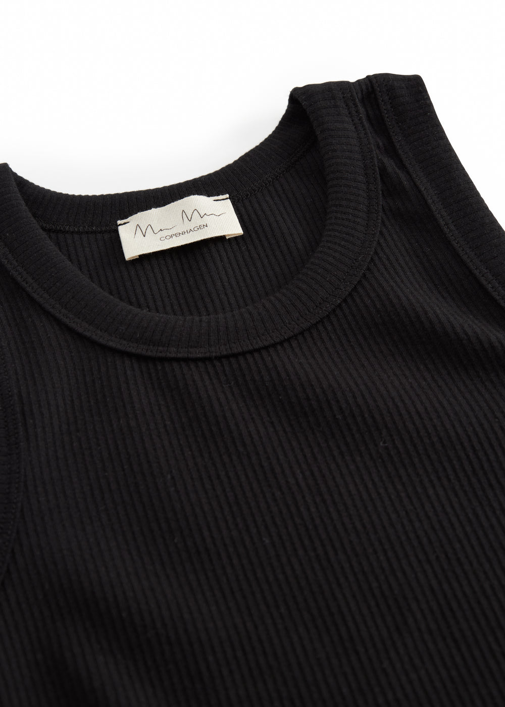 Ribbet sort tanktop for women