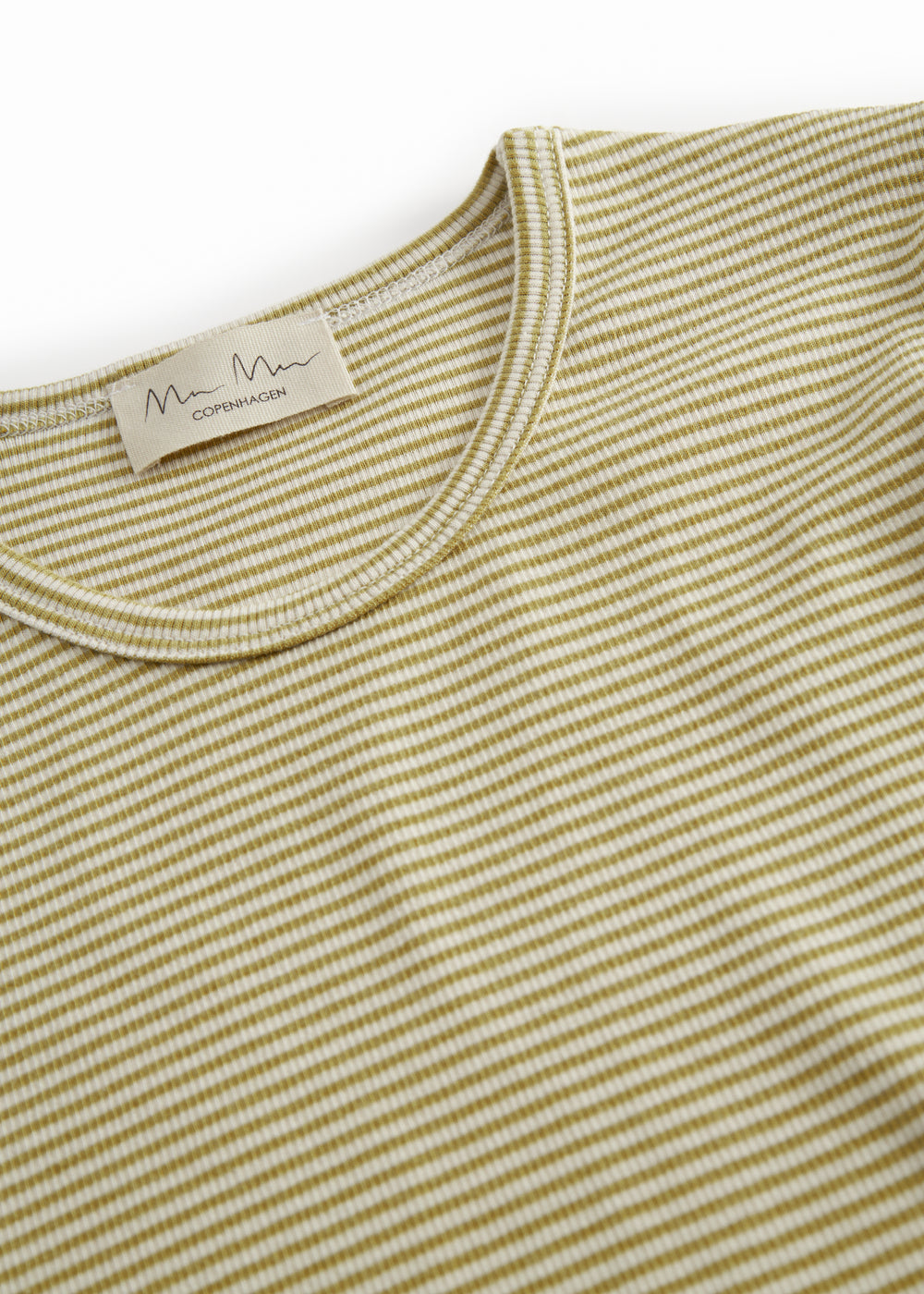 Womensmet t-shirt with green stripes