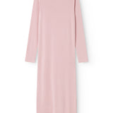 Pink evening dress with long sleeves and a round neckline, straight silhouette to the knee.
