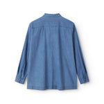 Blå denim dameskjorte med lange ærmer og brystlomme