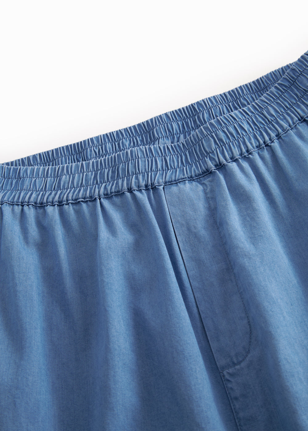 Blue denim women's jeans with elastic waist and straight legs