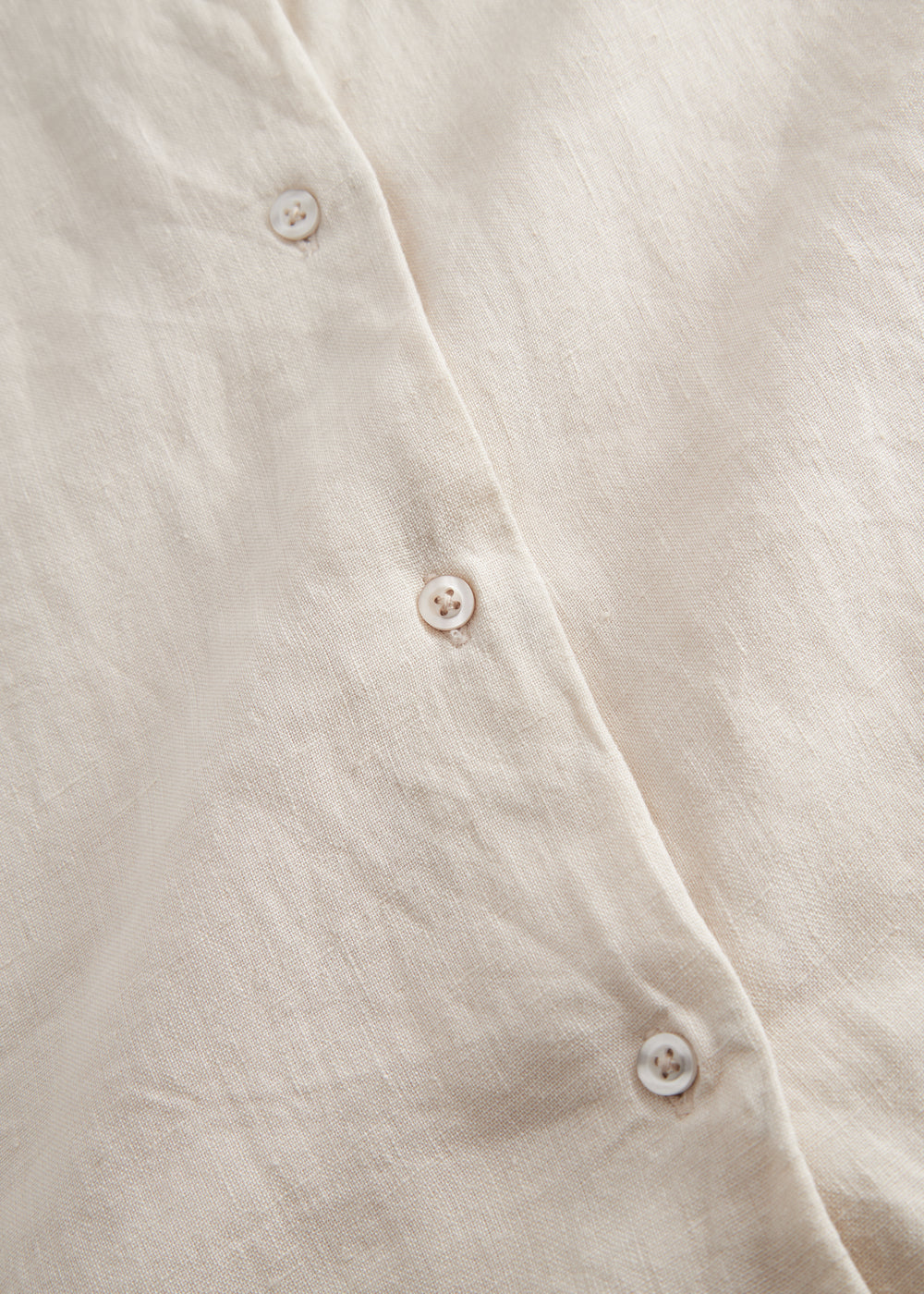 Short beige shirt for women