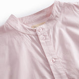 Lyserød damekjole med korte ærmer og knaplukning