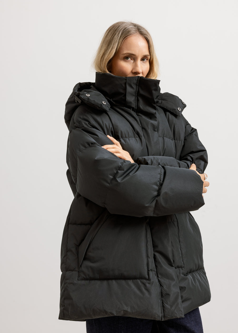 Otta W Coat, Down Puffer Jacket - Black
