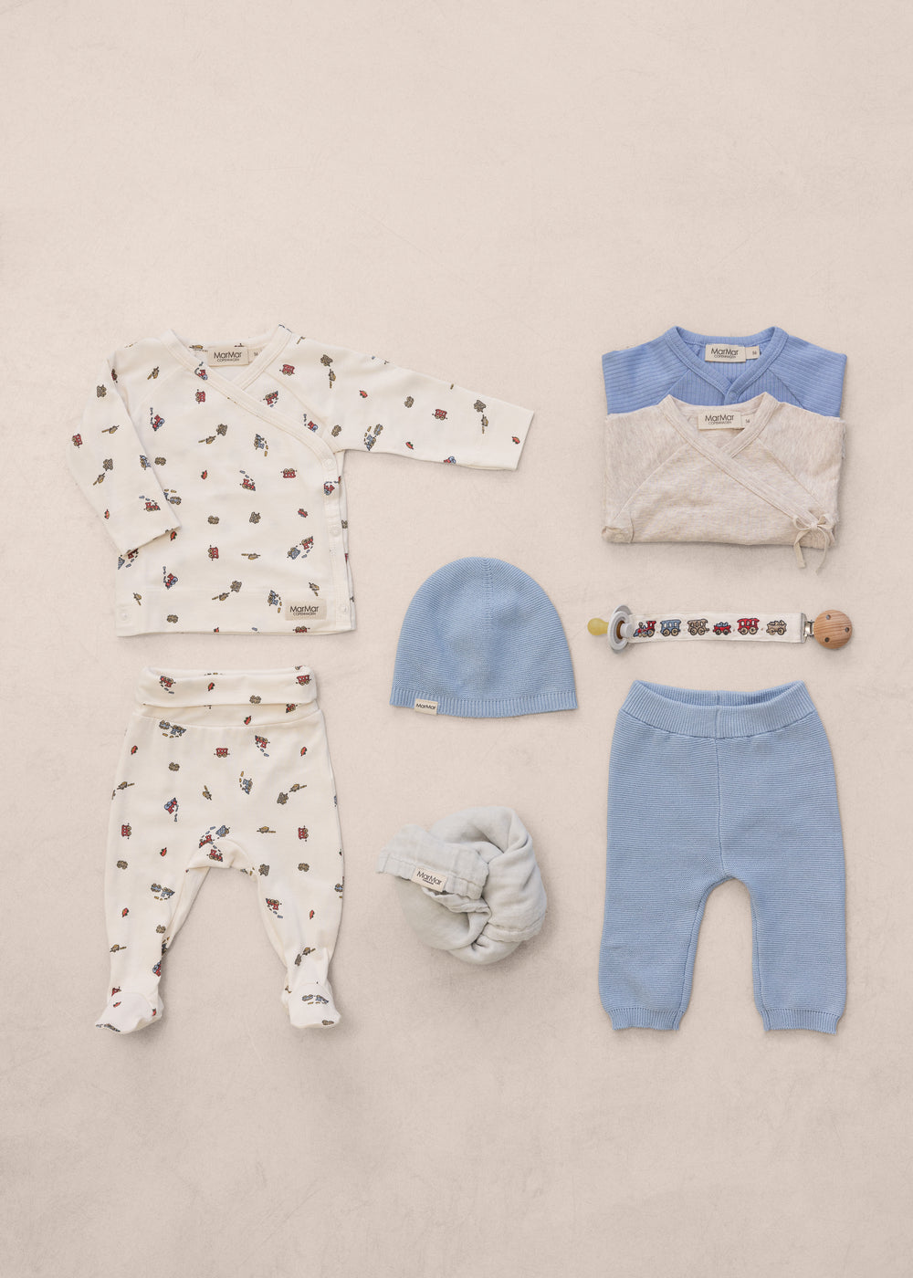Baby sets with clothing and accessories in bright colors