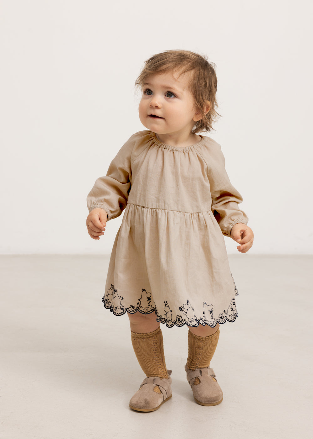 Dawson B, Dress
